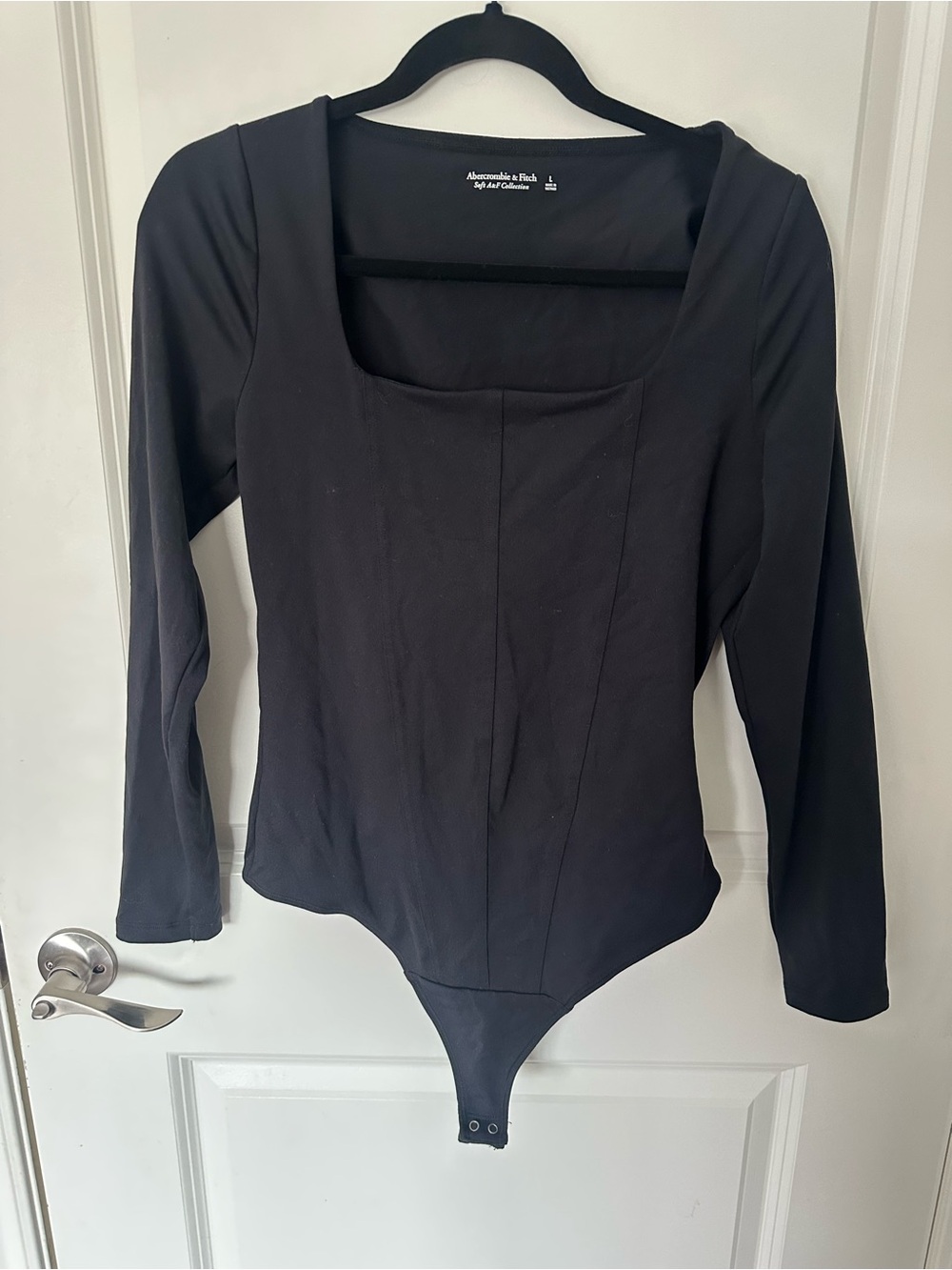 Abercrombie & Fitch Black Long-Sleeve Square Neck Bodysuit